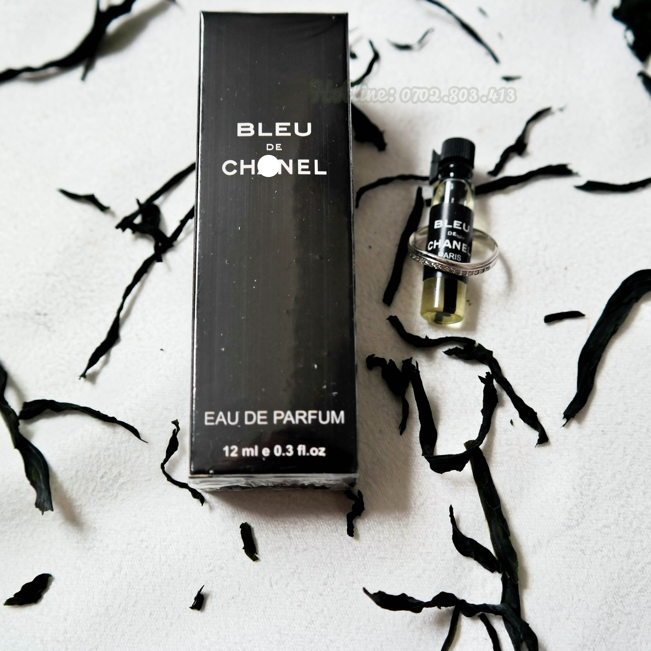 Tinh dầu thơm Bleu de Chanel dạng chai lăn 12ml