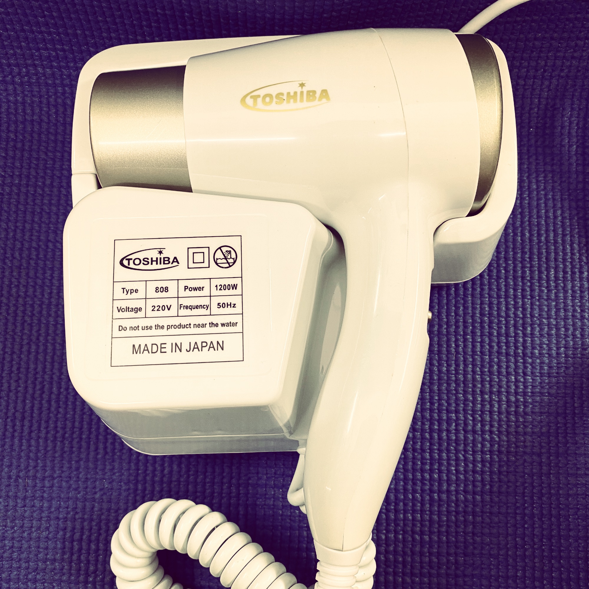 [HCM]Sấy tóc toshiba treo tường