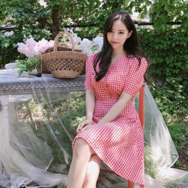 [HCM]Đầm caro đỏ cổ V cột eo (kèm hình thật) - Đầm nữ dự tiệc dạo phố dễ thương