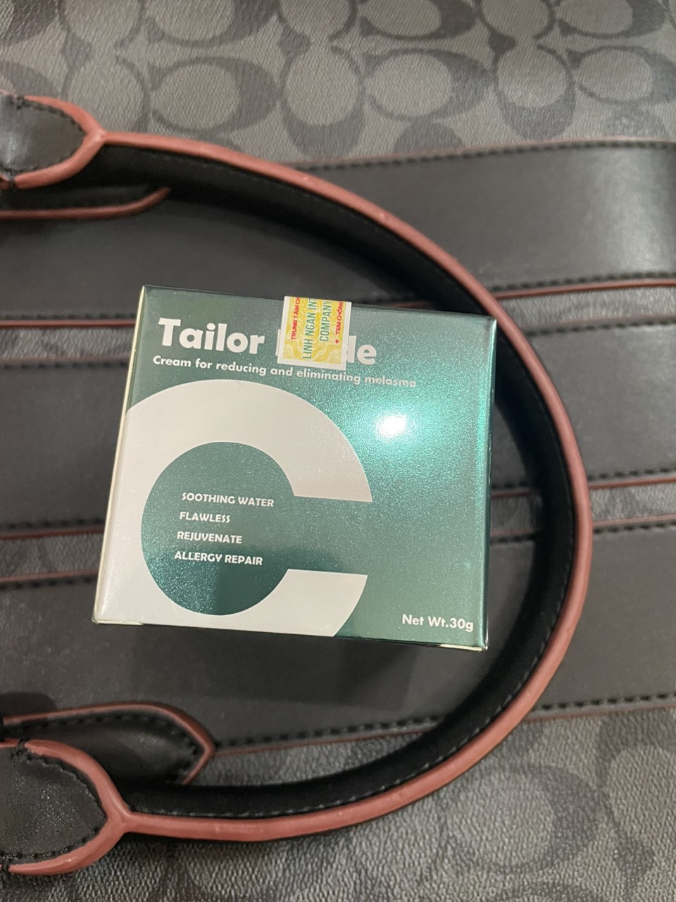 Kem sạch nám Pigment (Mẫu mới kem Tailor Made C - Dimanlaier)