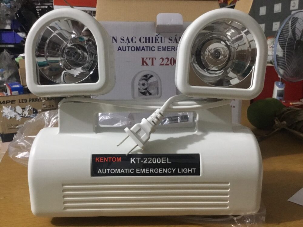 Đèn sạc chiếu sáng khẩn cấp Kentom KT2200EL PIN, BÌNH cao cấp