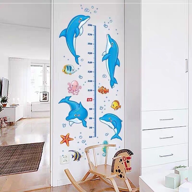 Decal dán tường thước đo chiều cao cá heo cho bé