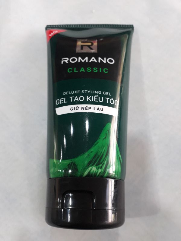 Gel Vuốt Tóc Romano Giữ Nếp Cứng Vừa 150ml