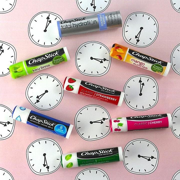 SON DƯỠNG MÔI CHAPSTICK Classic Strawberry 4g