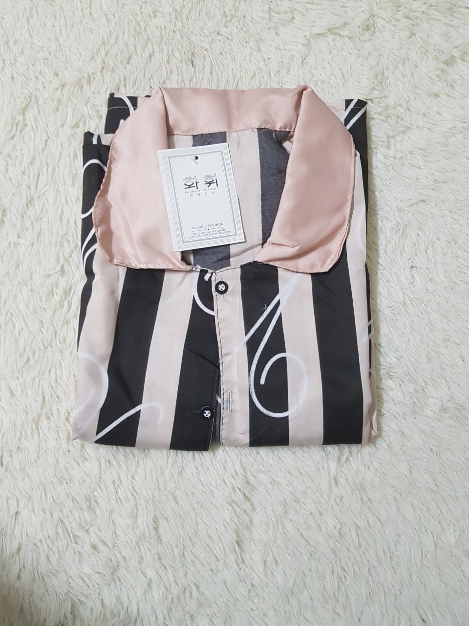 Bộ pijama tay dài quần dài cổ sen