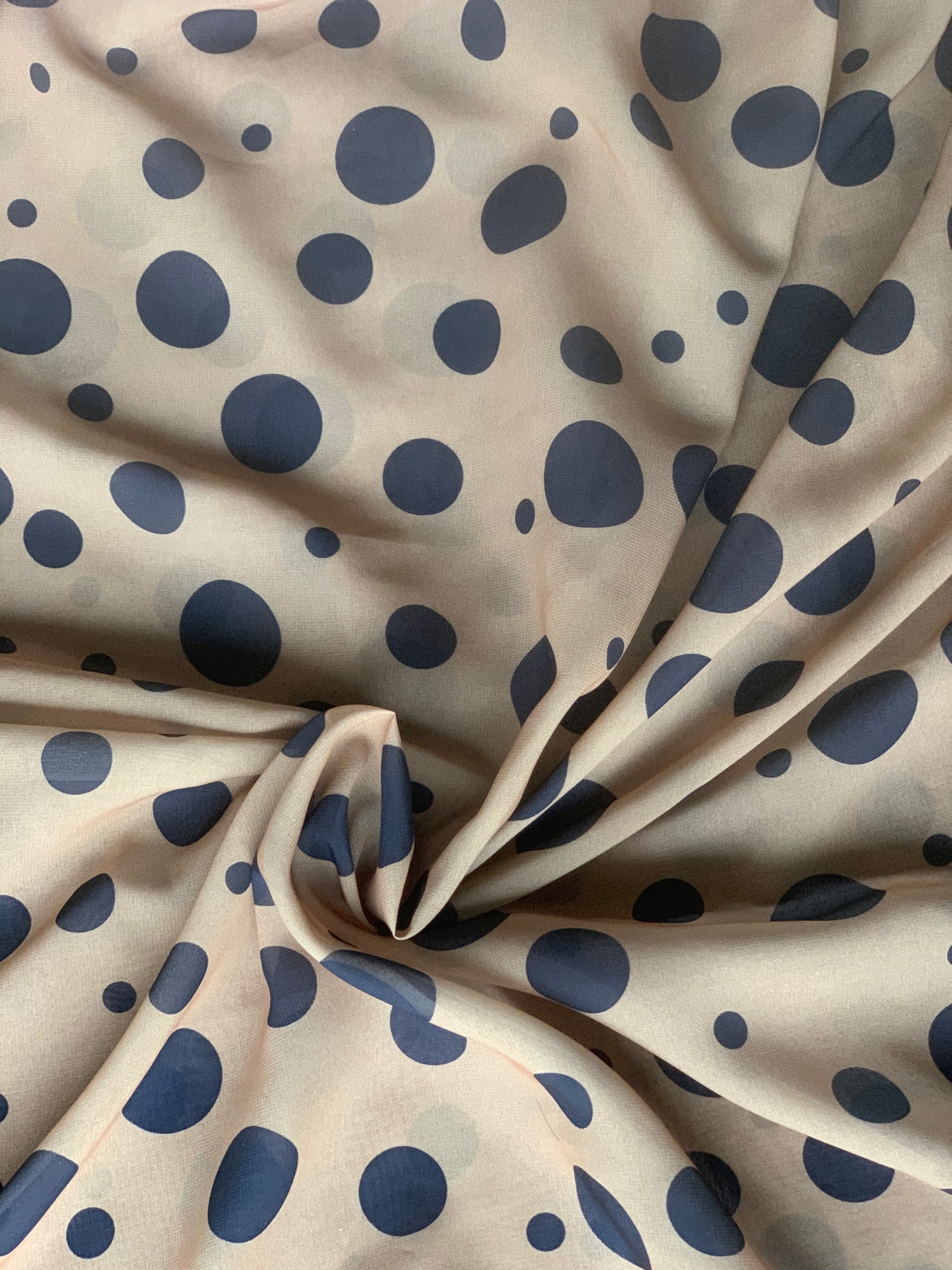 1m Vải Chiffon chấm bi màu cỏ úa
