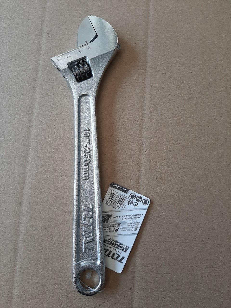 Total - THT101083  Mỏ lết 8''/200mm
