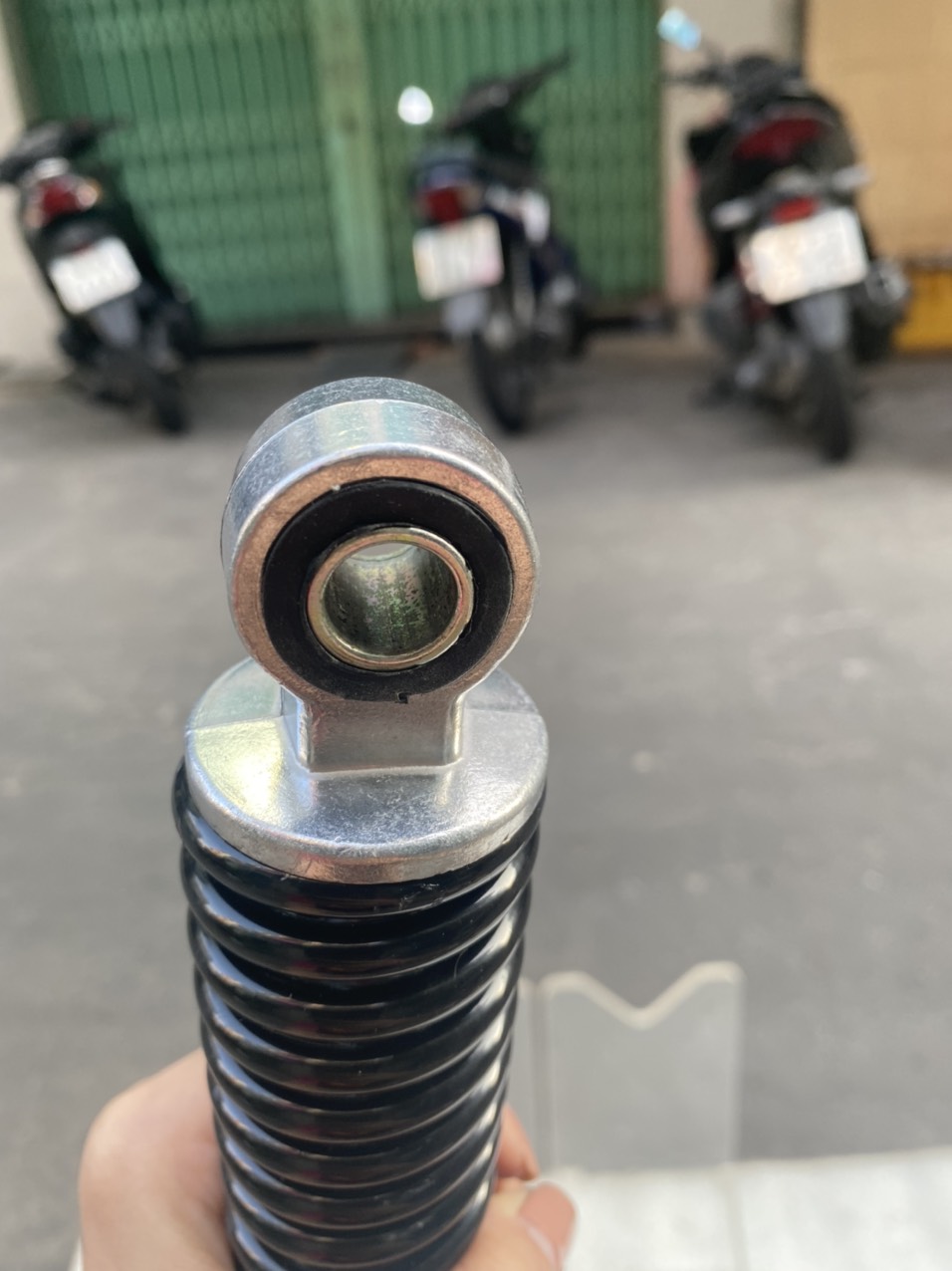 PHUỘC SAU XE MAX 3 - MAX NEO ( TRUNG QUỐC )