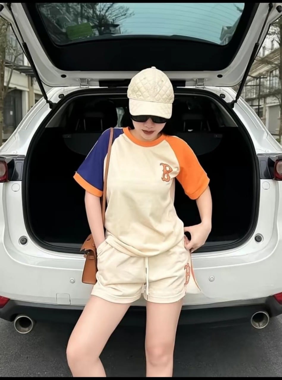 Set Thun Gân Đùi Phối Màu và Quần Shorts Logo Thêu – Mẫu Thời Trang Casual