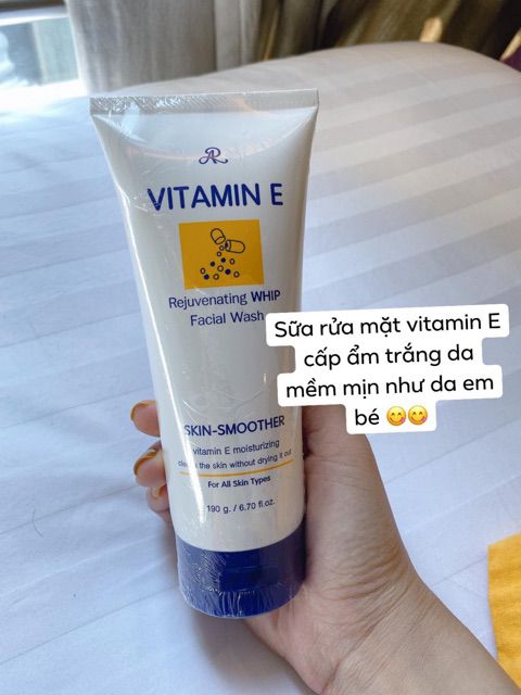 Sữa Rửa Mặt Vitamin E Aron Thái Lan