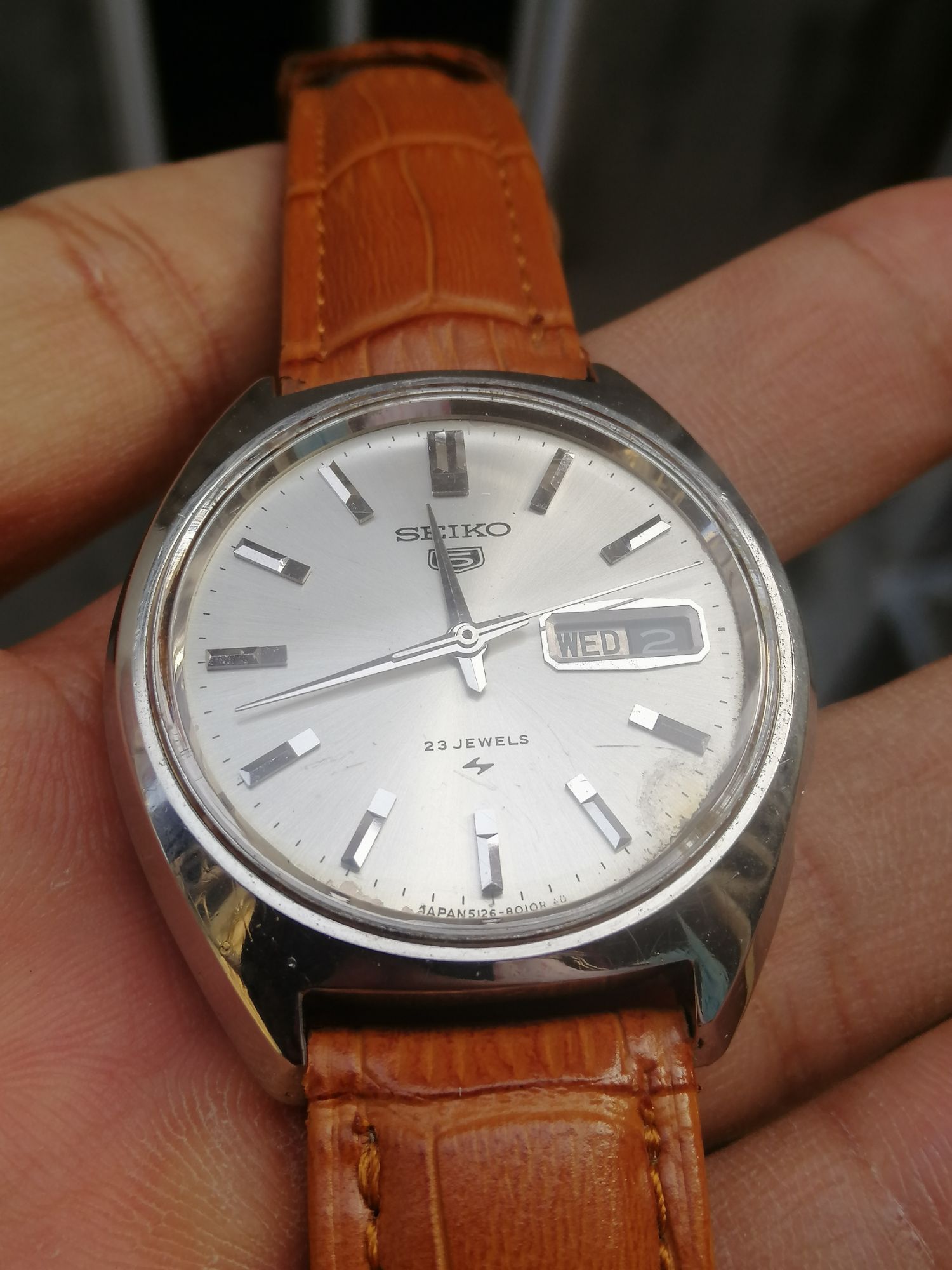 Đồng hồ cơ Automatic hiệu SEIKO 5 của Nhật