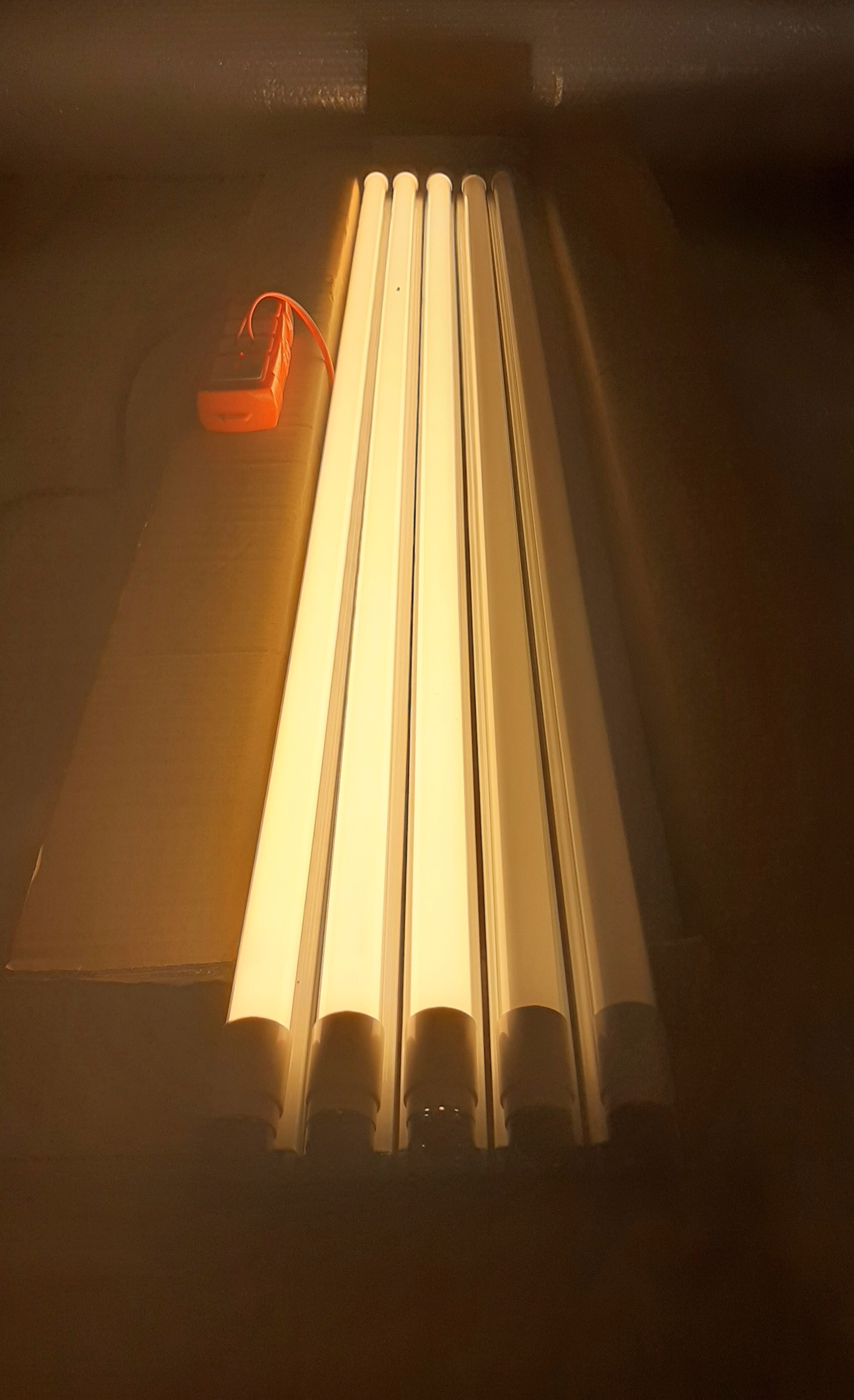 Combo 3 Bóng Đèn Led Tuýp 1m2 ( 1.2m ) Ánh Sáng Vàng 22W Cao Cấp.