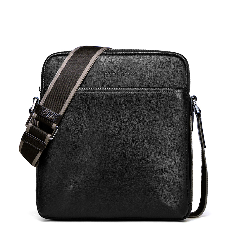 Men's shoulder bag Crossbody bag men's shoulder bag large capacity men's shoulder bag men's casual bag leather one shoulder bag men's bag one shoulder bag men's trendy