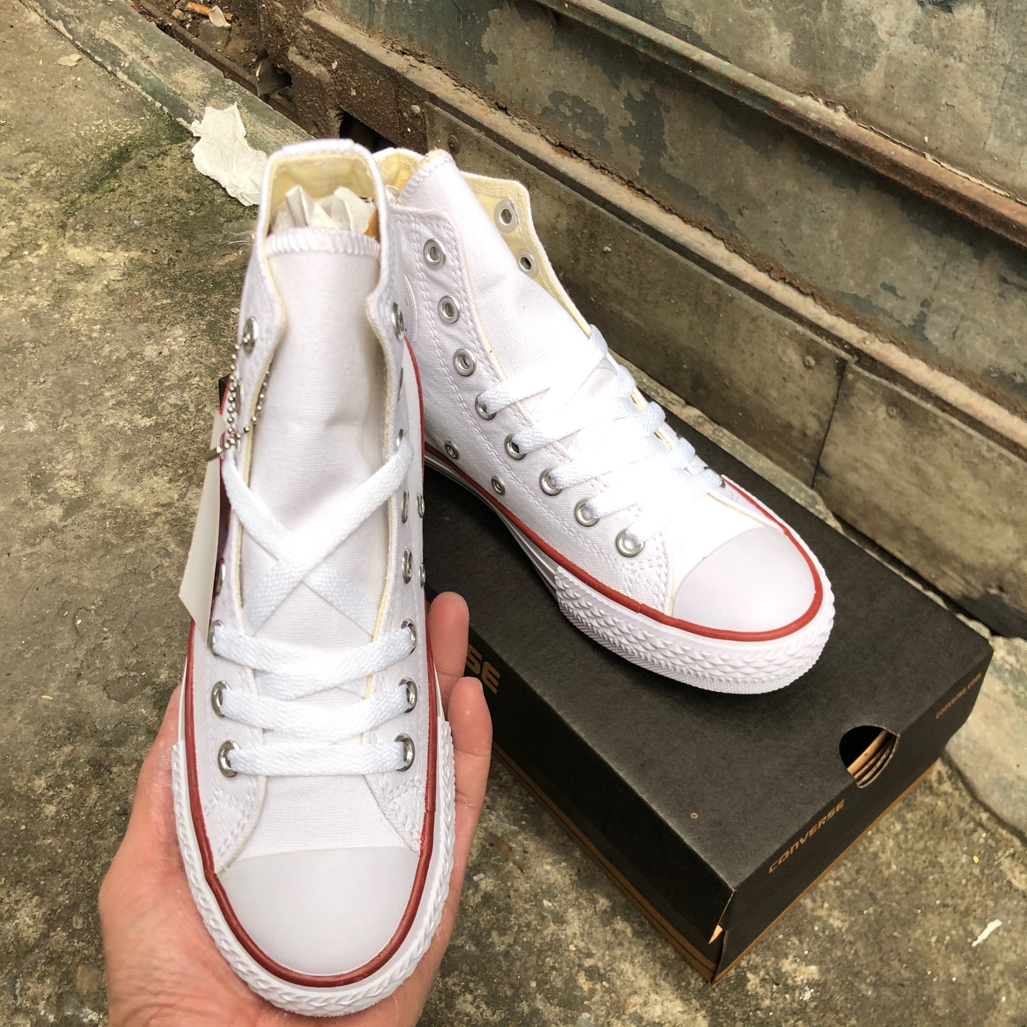 GIÀY CONVERSE TRẮNG cao cổ (Full box, tag)