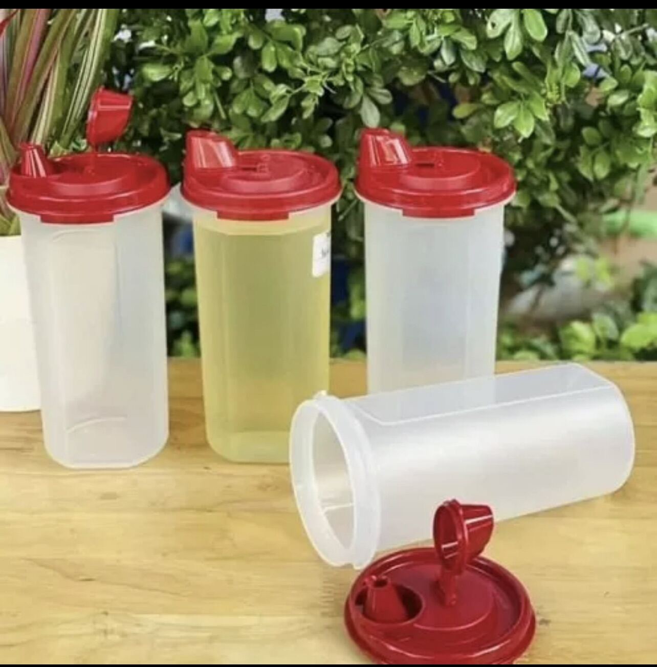 Bình dầu Tupperware Stor N Pour 650ml