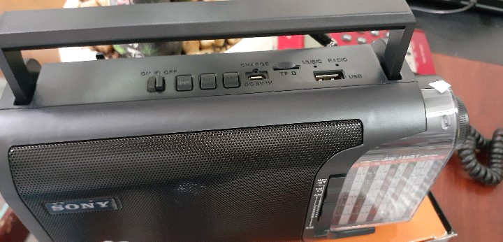RADIO SONY SW555BT