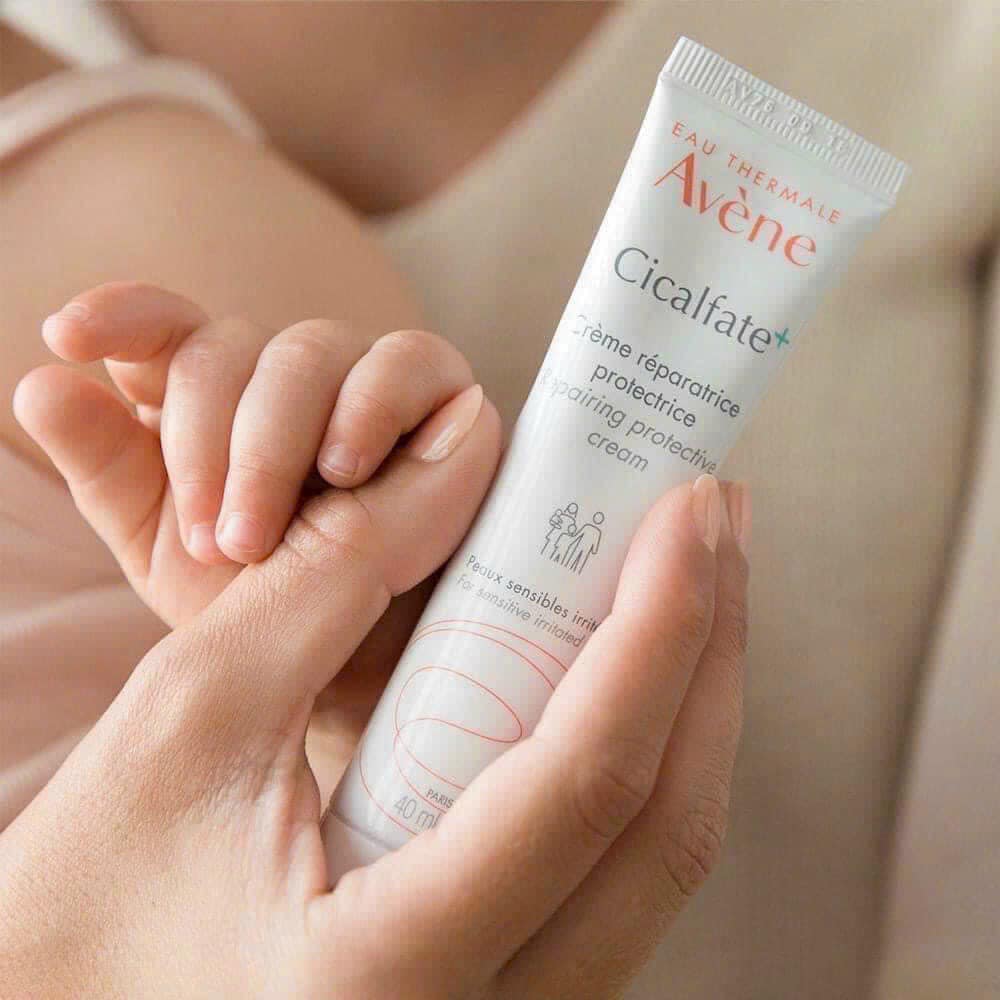 Kem dưỡng Avene Cicalfate liền sẹo mờ vết thâm