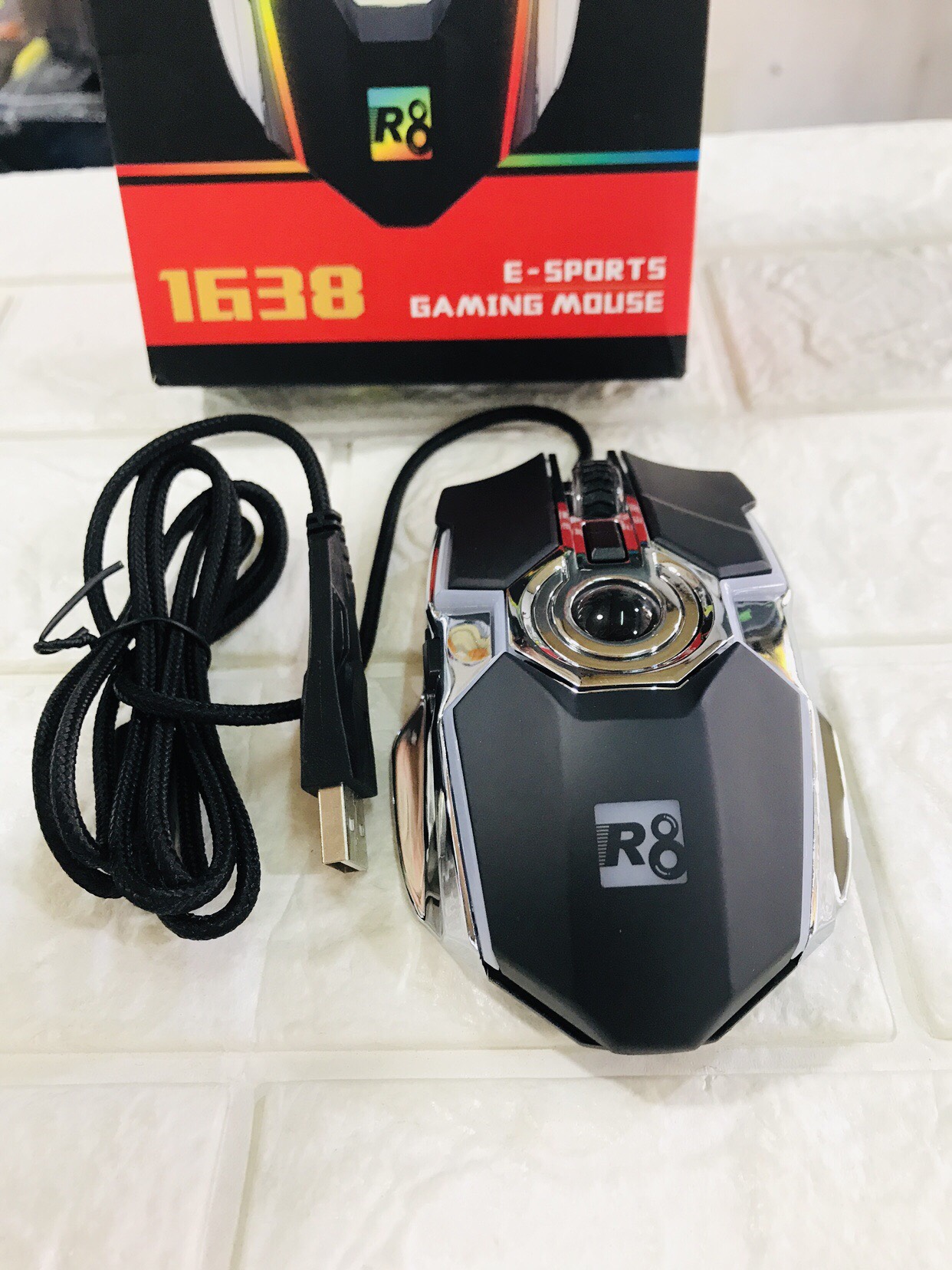 Mouse có dây chuyên game r8 1638 led đèn led rgb đổi màu cực đẹp