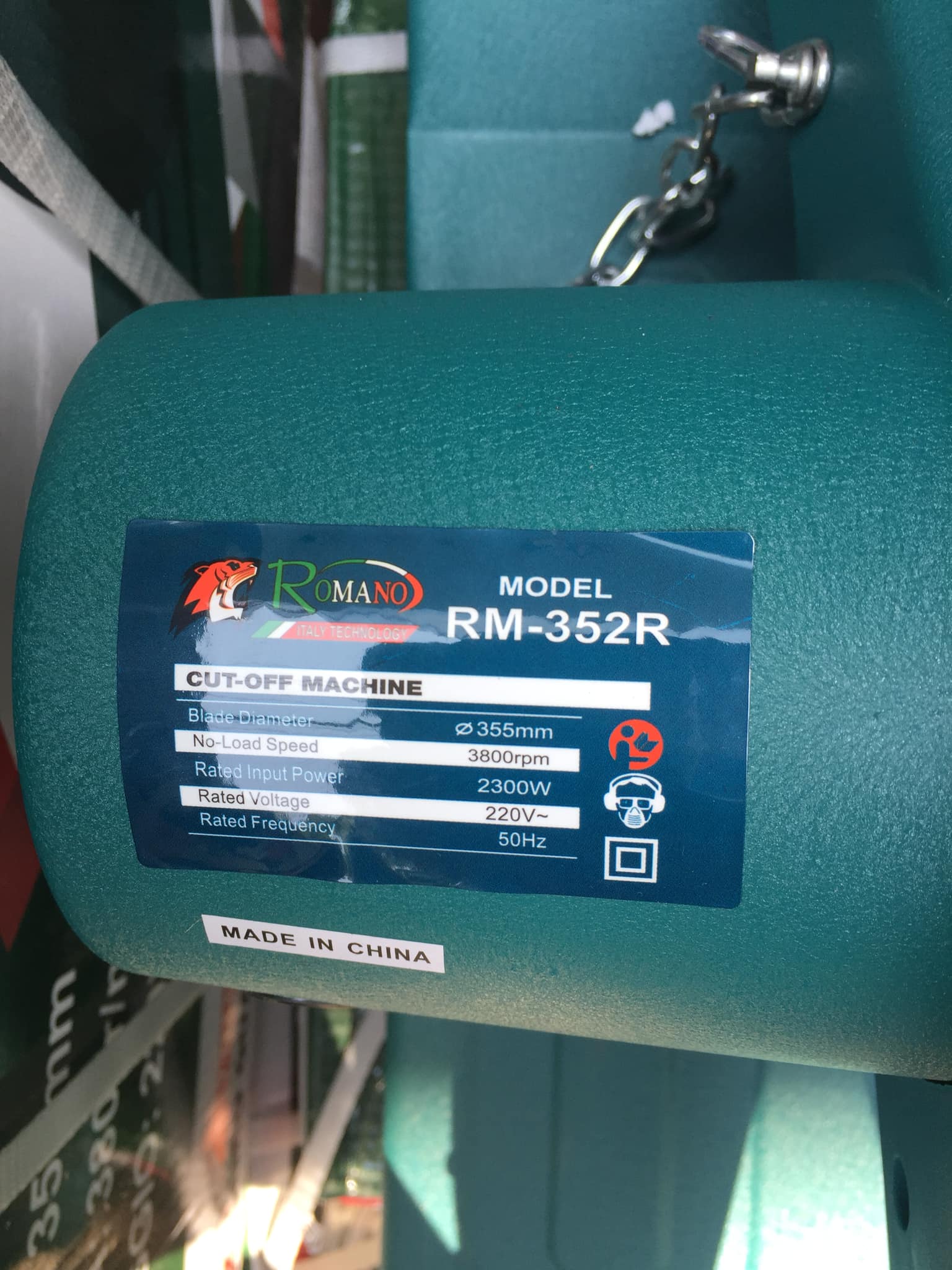 Máy Cắt Sắt 2300W Romano RM-352R
