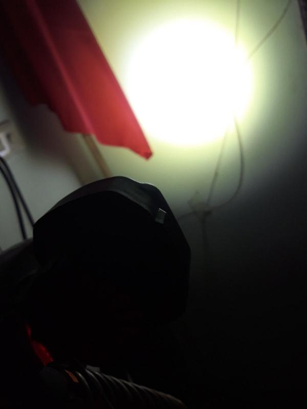 Đèn trợ sáng cho xe điện Siêu Sáng 9 nhân led
