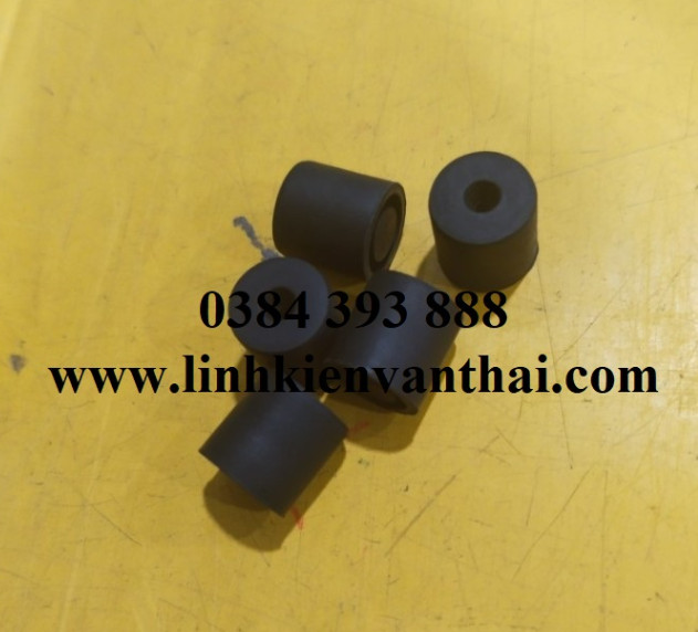 NÚT CAO SU DÙNG CHO MÁY BẮN LỖ ( ĐEN)/9x9mm/10 CÁI