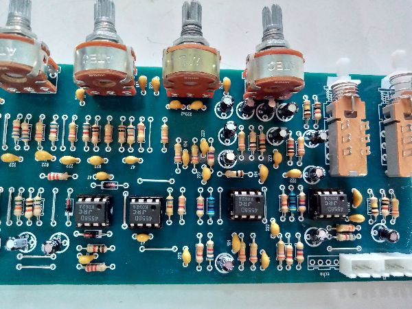 mạch music 4 ic
