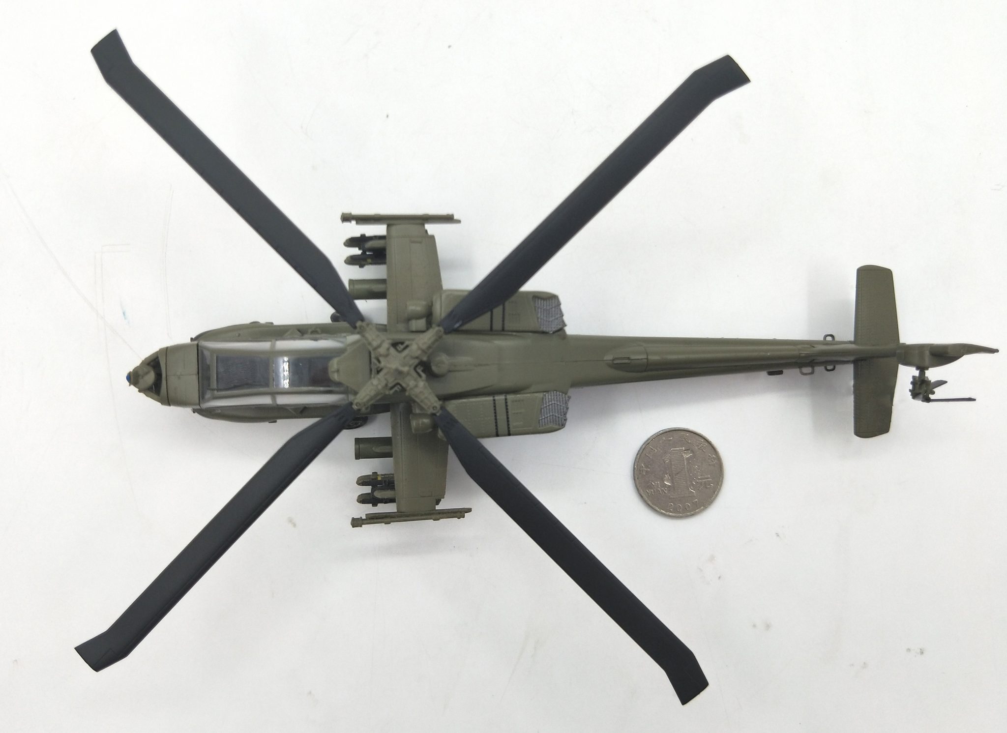 Mô hình máy bay AH-64 Apache