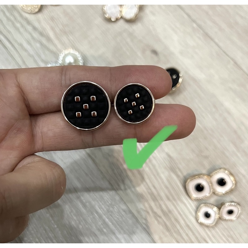 Cúc áo nhựa xịn xò ( set 10 cúc )