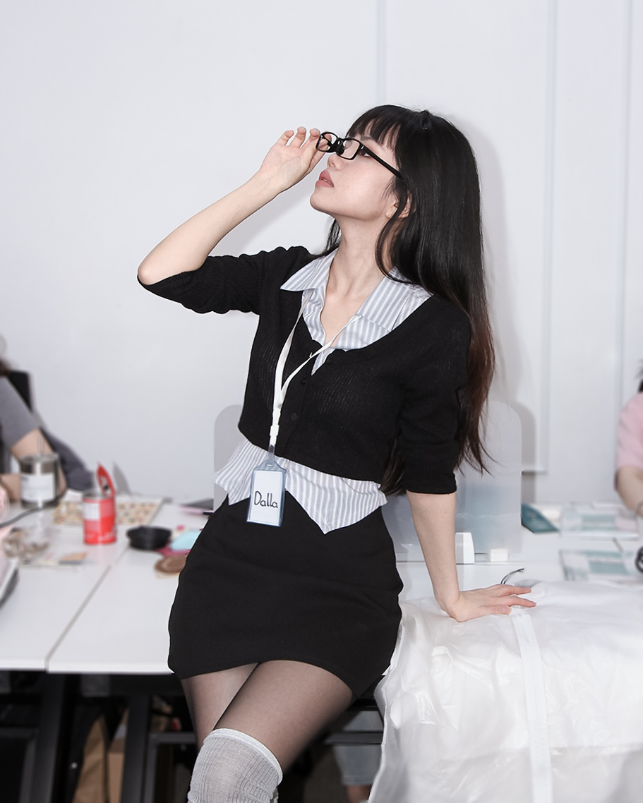 DALLA Áo cardigan croptop cổ V basic (CDG06)