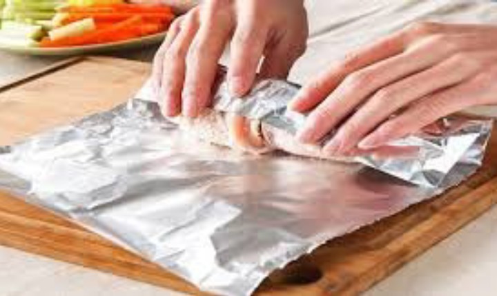 GIẤY NƯỚNG BẠC KAULUS CUỘN 10M