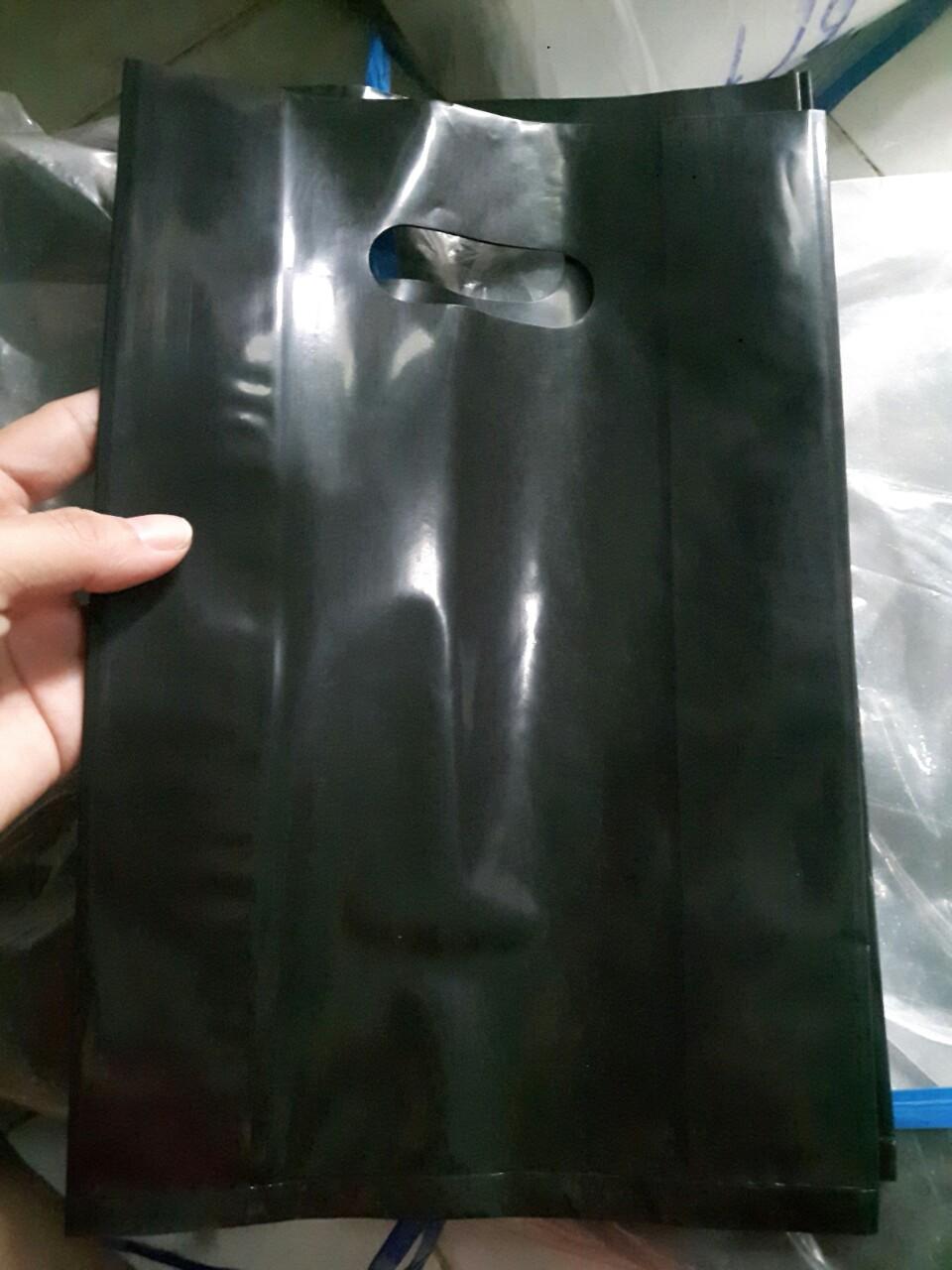 [HCM]1KG (SIZE 26X40 - MÀU ĐEN) TÚI NILON BÓNG DẺO DAI