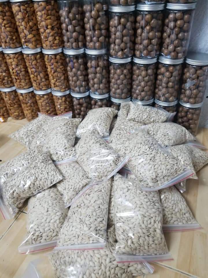 Combo 1kg hạt bí Hùng ký Loại ngon