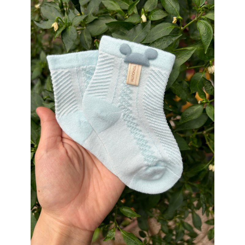 Tất vớ lưới hình mickey mềm mại, thoáng khí cho bé dưới 2 tuổi