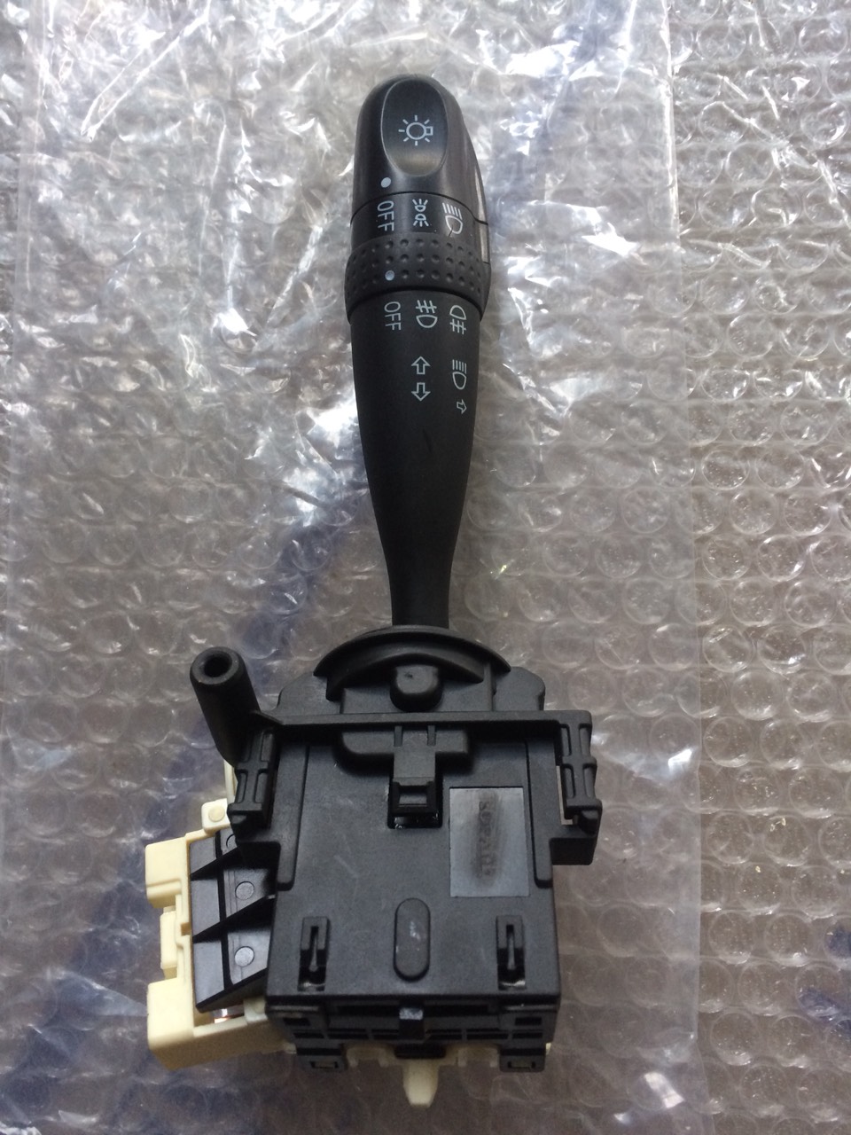 Công tắc pha cốt Altis 02-7, Vios 02-07 OEM