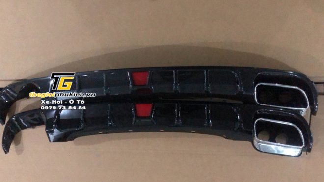 Độ líp pô Vinfast Lux A2.0 - vân Carbon