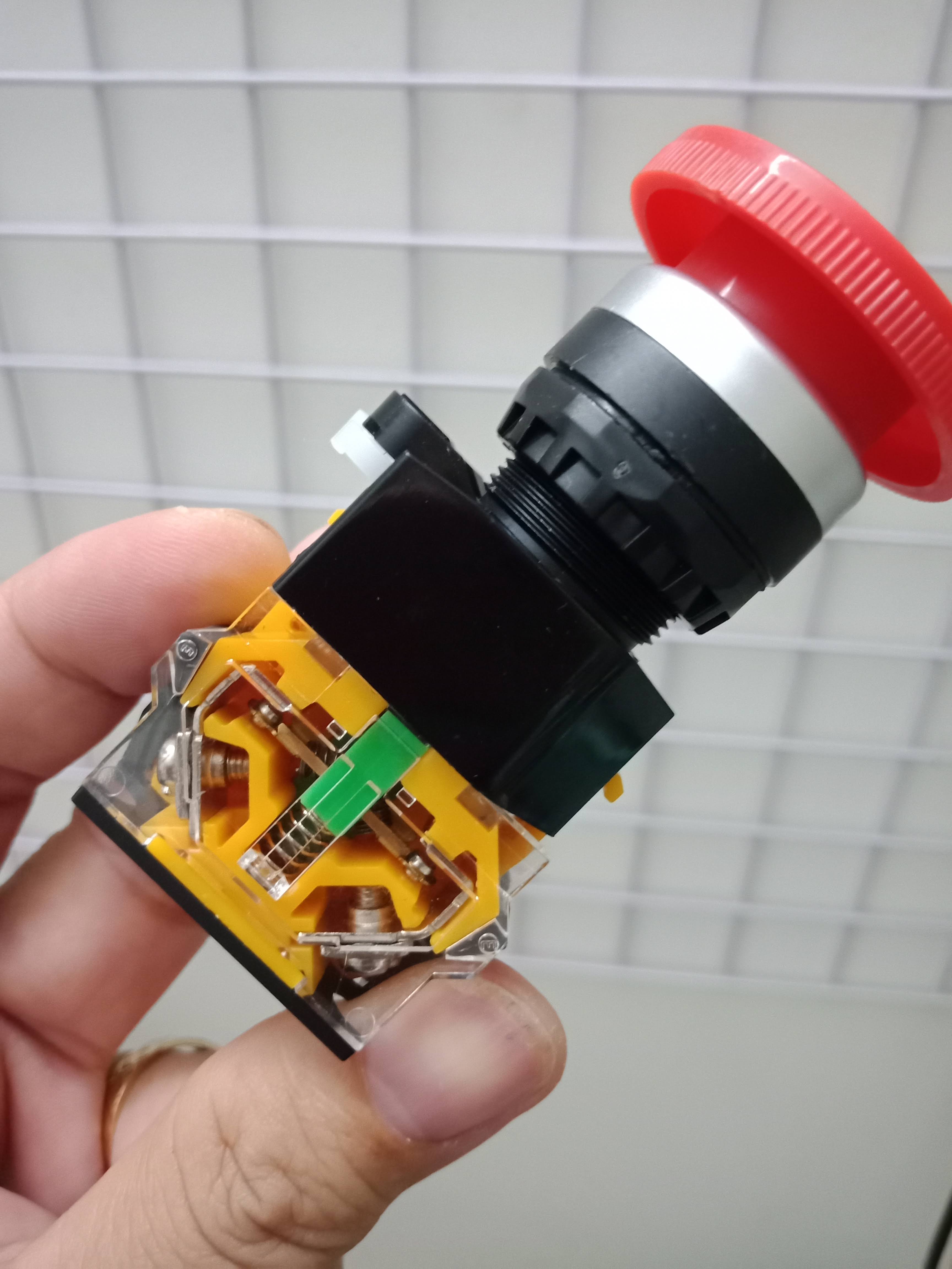 Nút Dừng Khẩn Cấp - Emergency Stop LA38