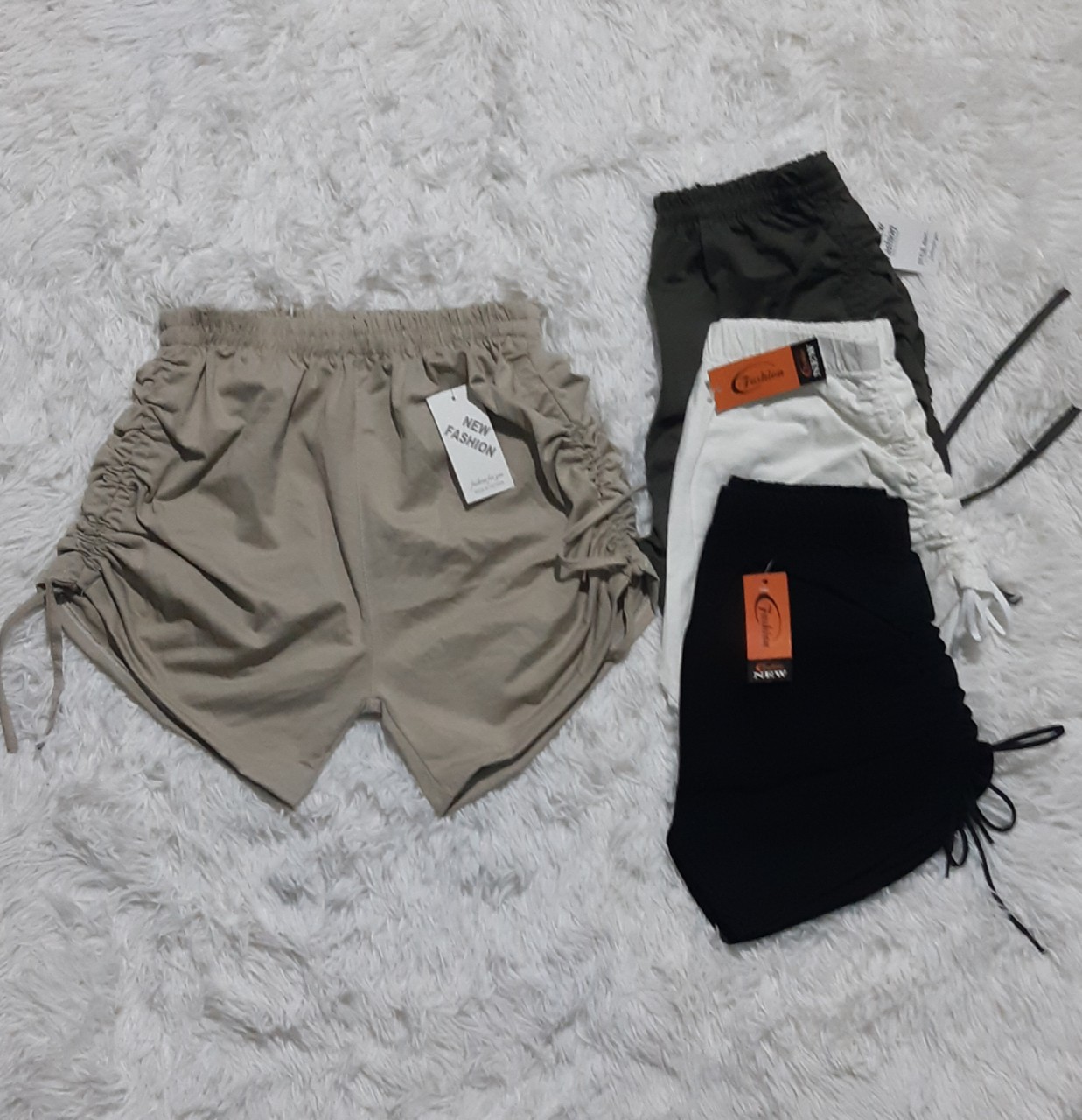 QUẦN SHORT KAKI NỮ CO GIÃN CÓ RÚT DÂY 2 BÊN