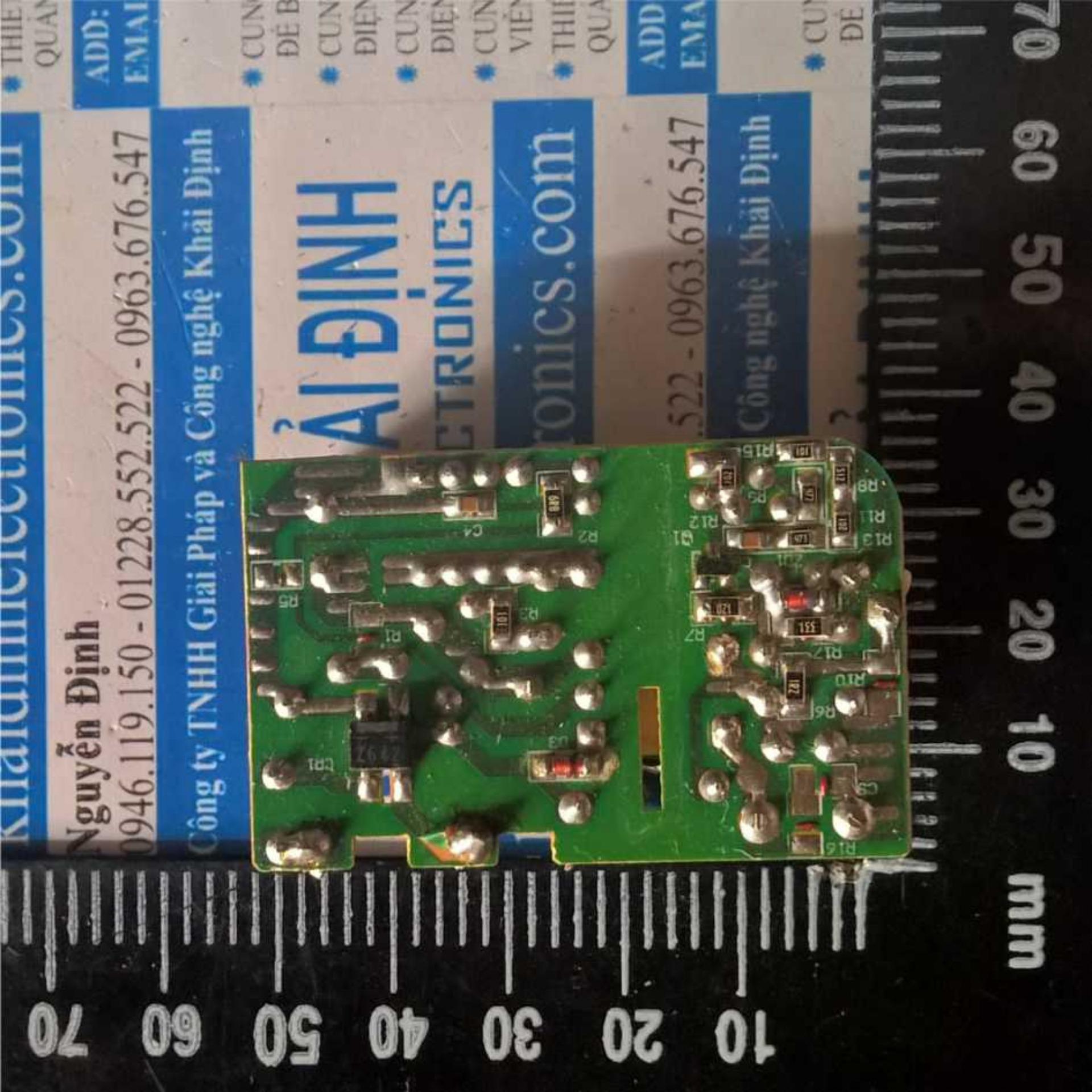 2 cái nguồn Adapter 5V 1A không vỏ kde1627