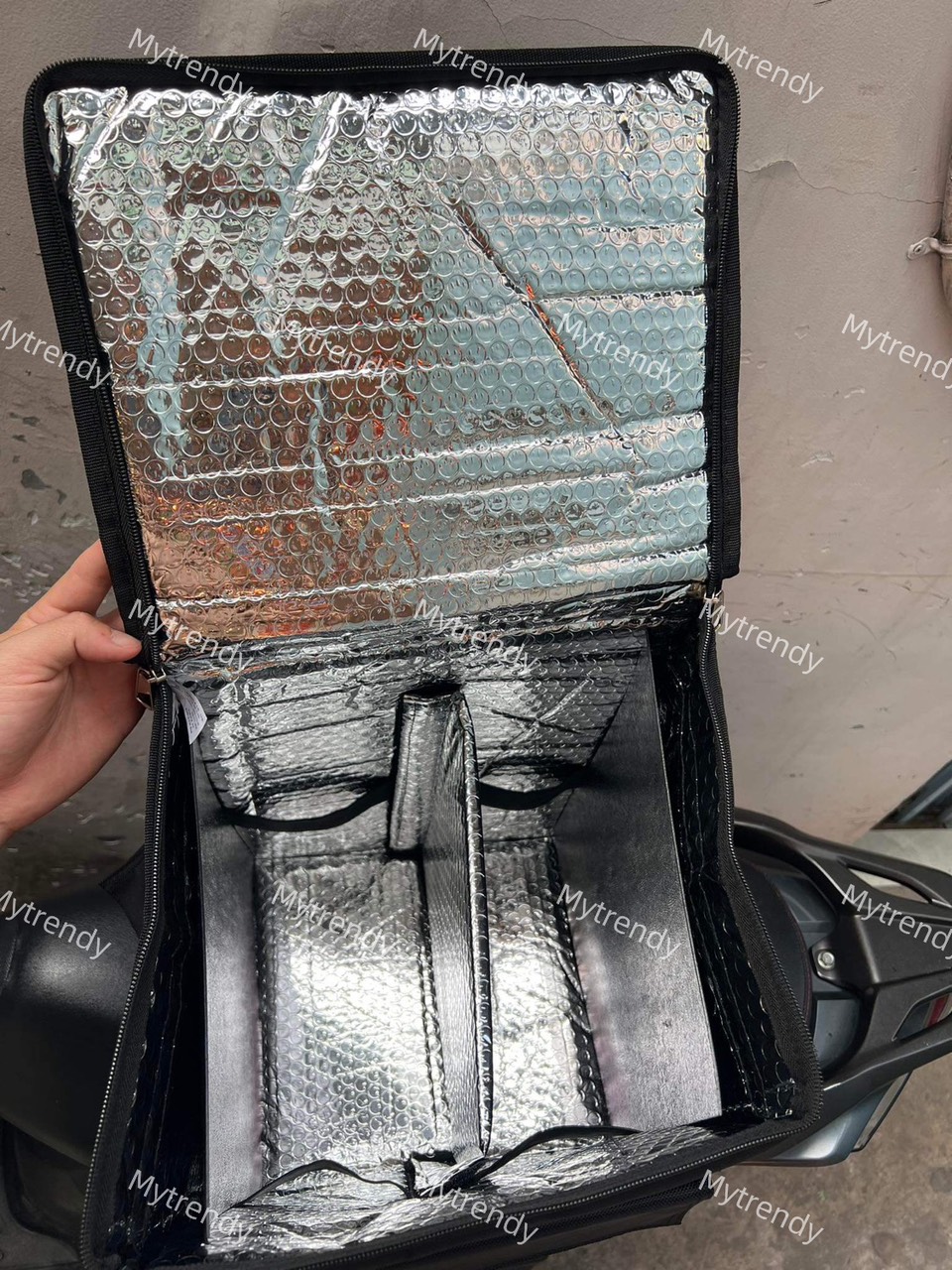 BALÔ GIỮ NHIỆT GIAO HÀNG 36 LÍT SHIPPER