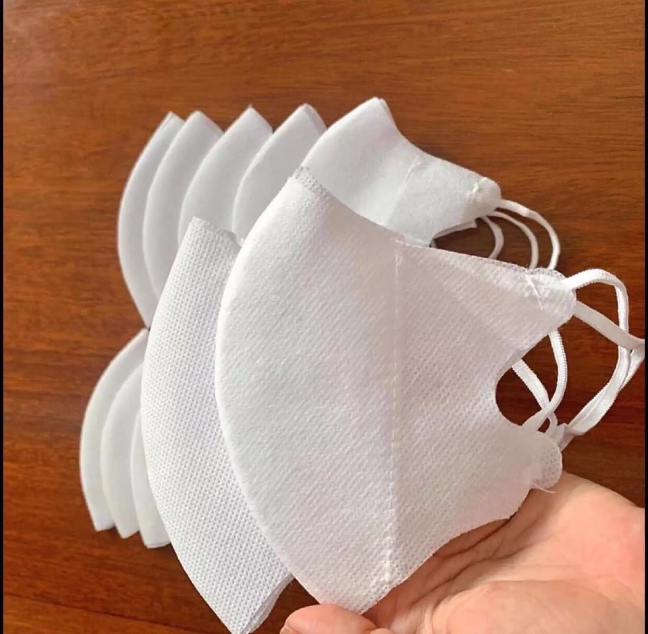 COMBO 100 KHẨU TRANG VẢI KHÁNG KHUẨN