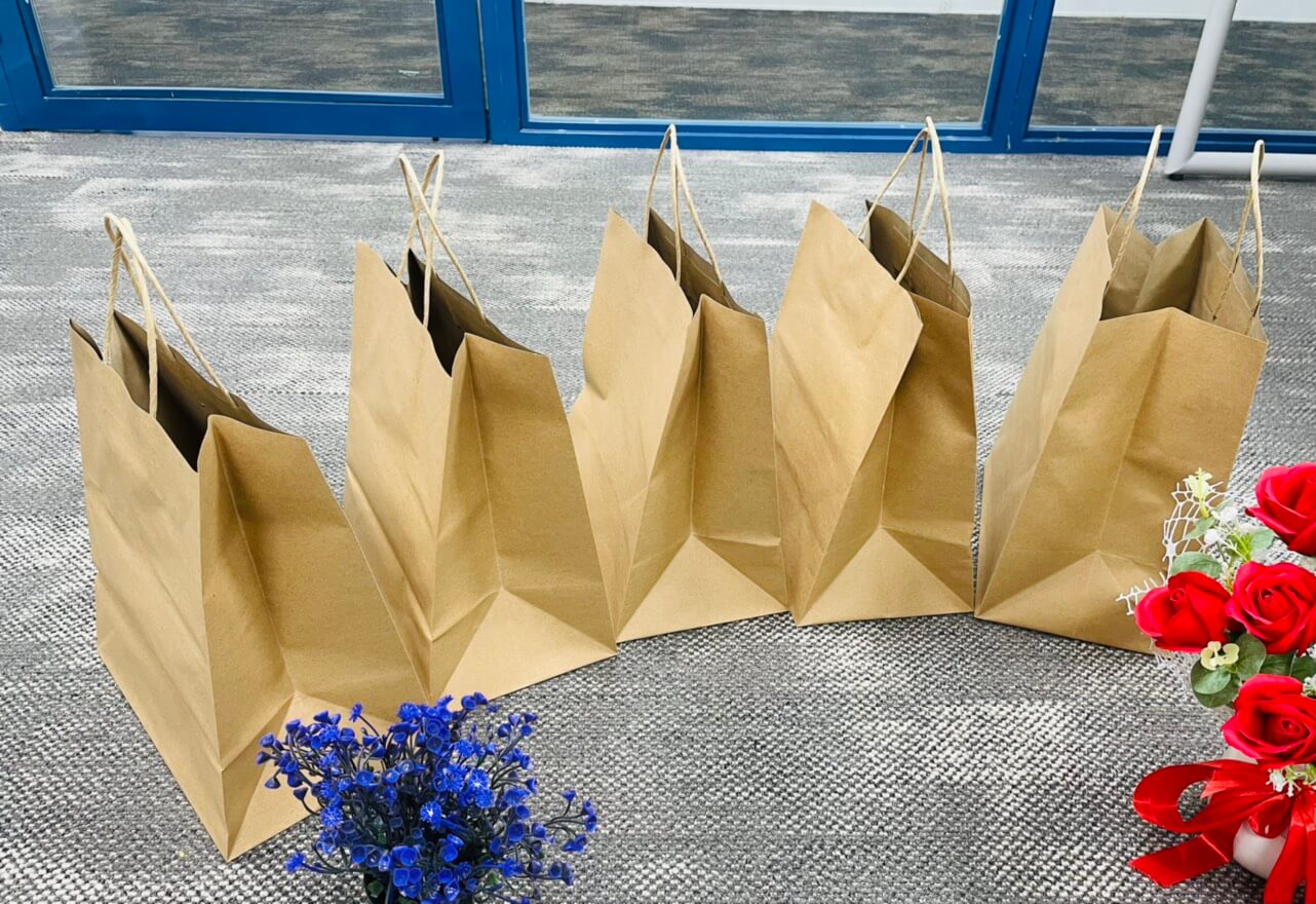 Combo 10 Túi giấy kraft nâu KT15 (30 x 27 x 17 cm)