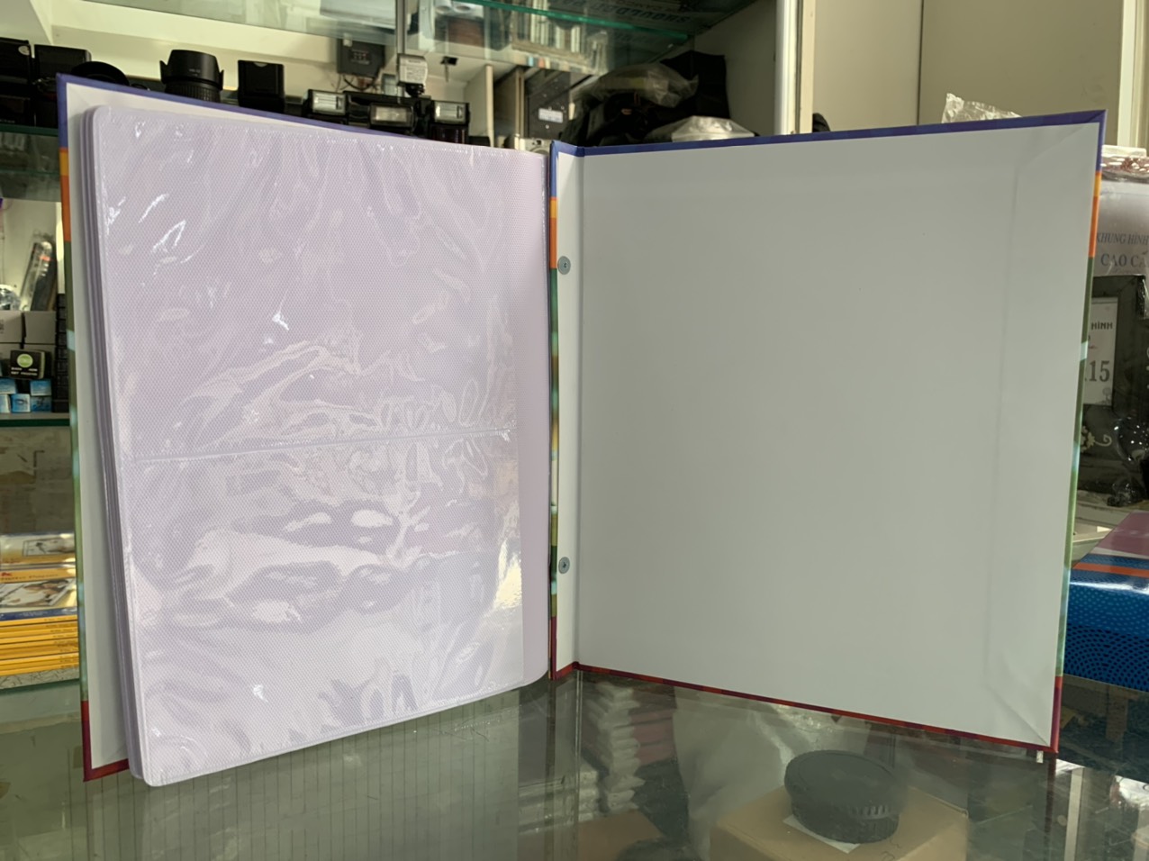 Album 13x18 hộp vít