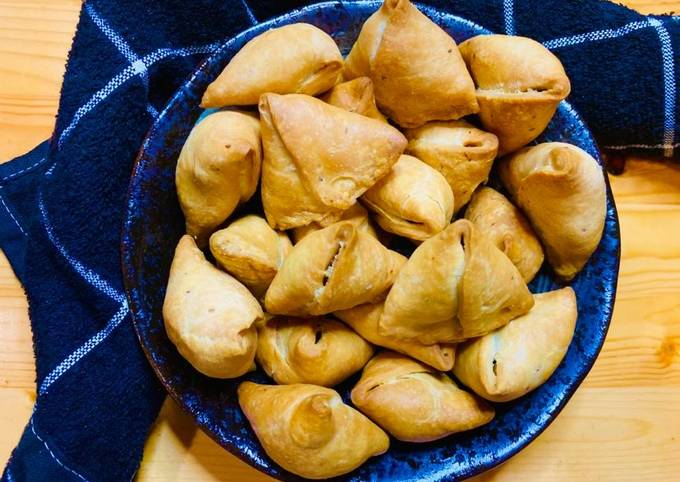 Haldiram - Samosa - Indian Snacks - Haldiram's Samosa (200g)