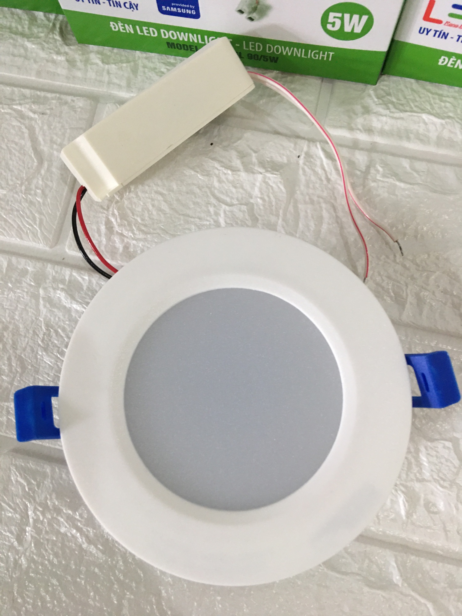 Đèn led âm trần rạng đông