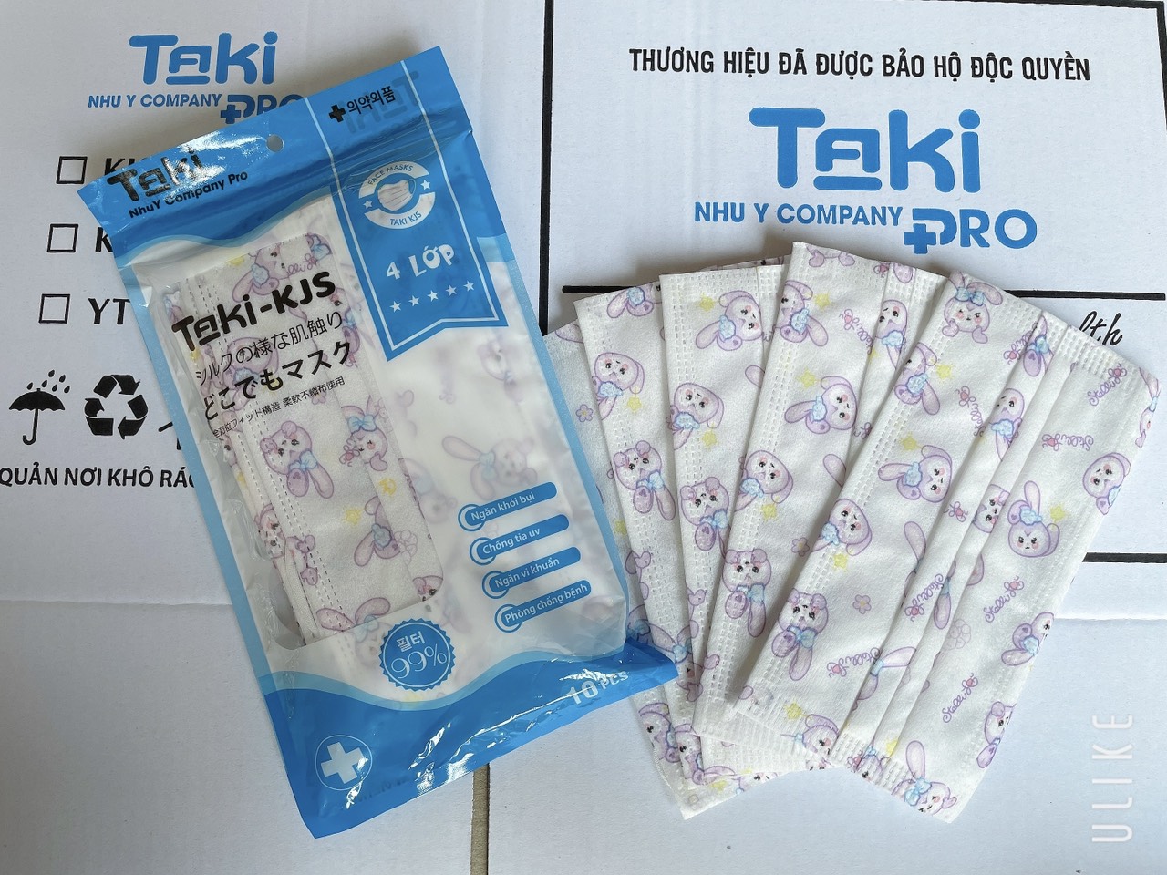 Khẩu trang Y tế Lụa Taki mềm mịn, cao cấp, túi 10 cái
