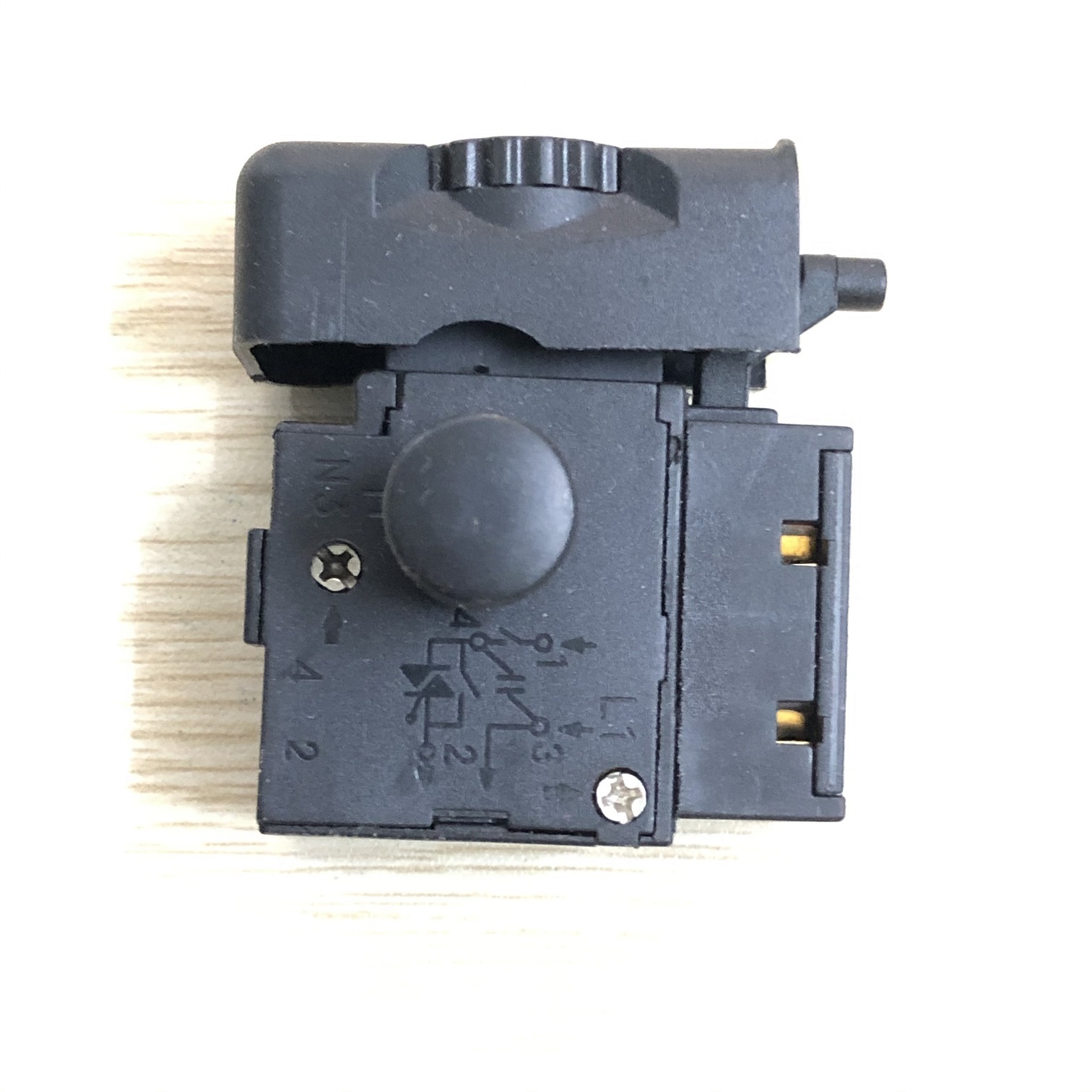 Công tắc khoan Crown CT10069, CT10070, CT10065, CT10077, CT10067 có điều tốc & không cần đảo chiều