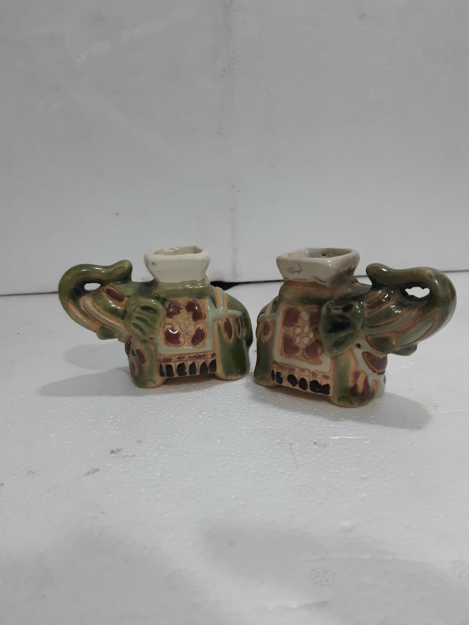 323. Hủ đựng tăm voi 1 cặp
