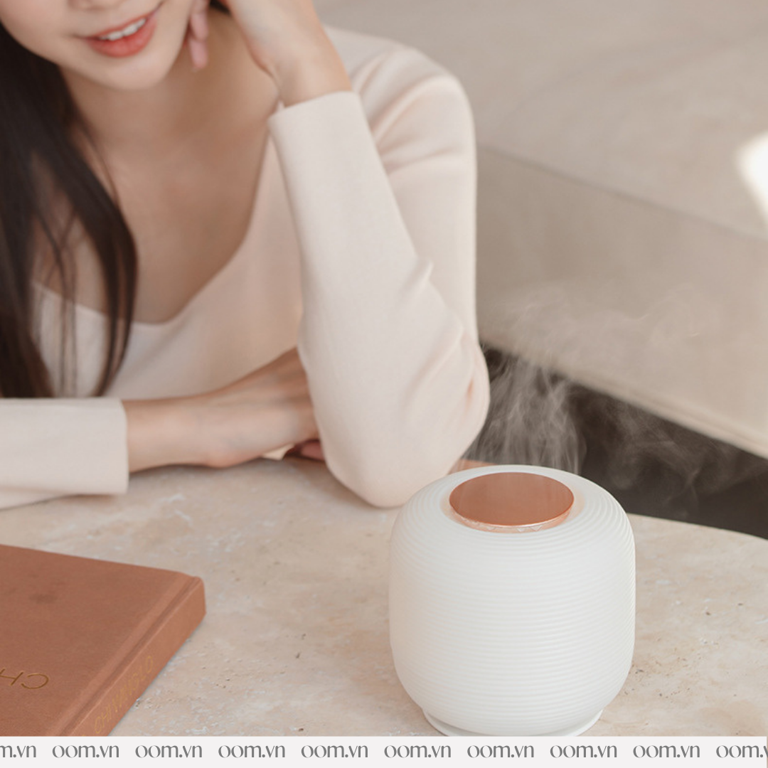 ĐÈN XÔNG TINH DẦU OMBE (Tặng kèm tinh dầu)