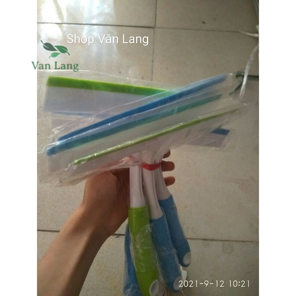 Cây gạt kính, gạt nước mini cầm tay