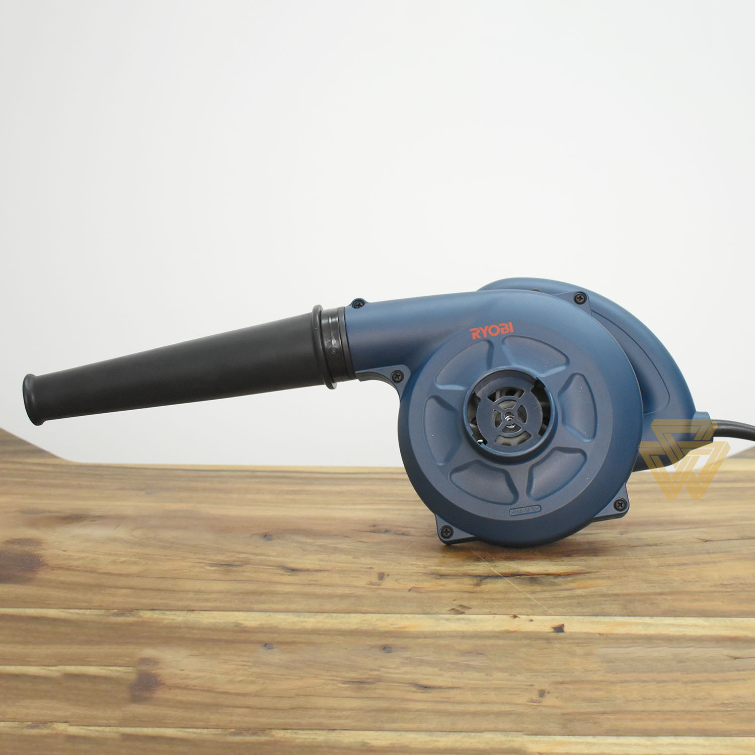 Máy Hút/Thổi Bụi Cầm Tay 630W Ryobi BL-3500